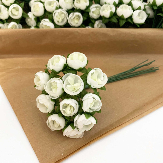 12 Off White Apricot Blossoms ~ 1/2"